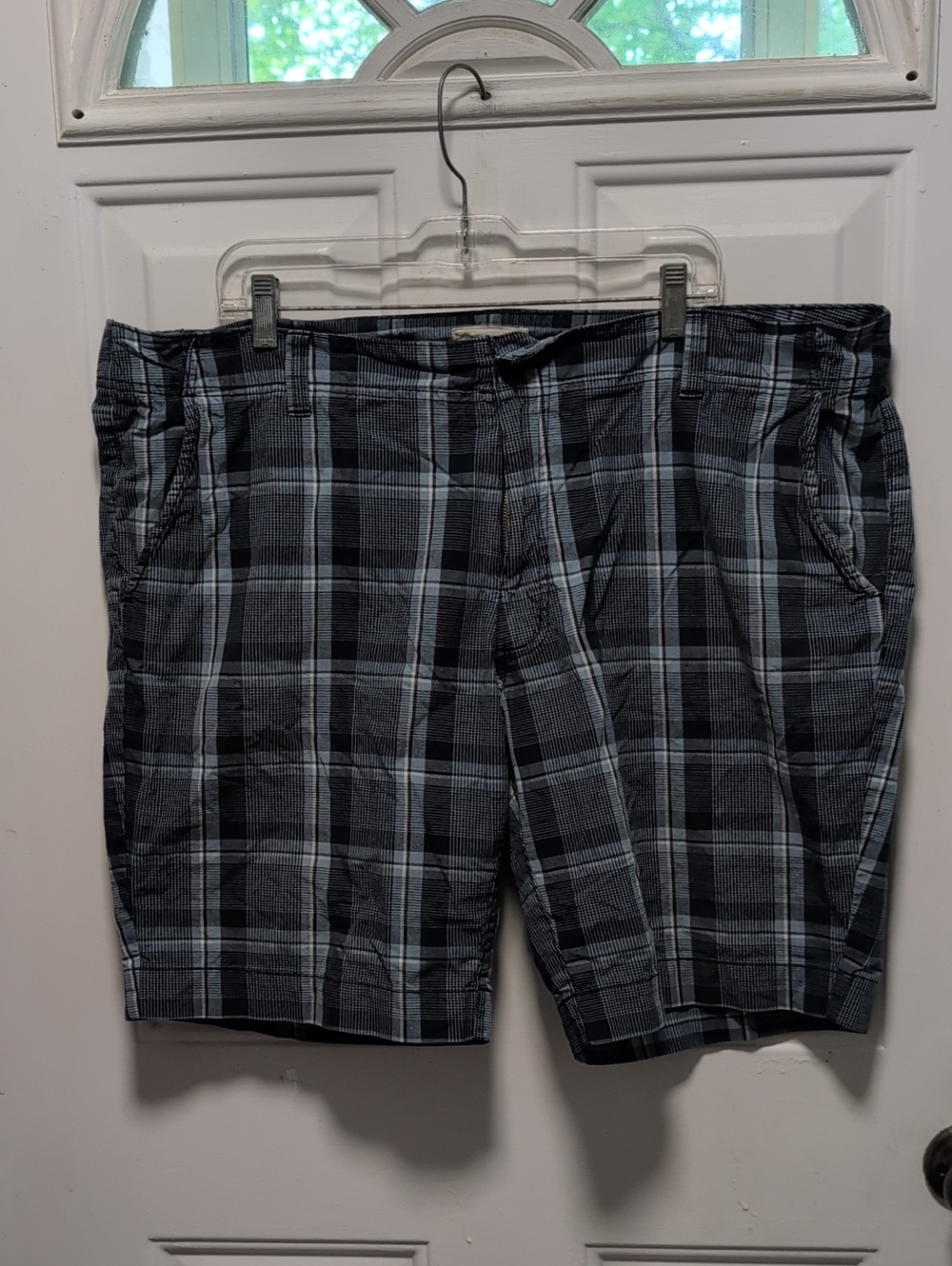 Denver Hayes Black & Gray Plaid Flat-Front Shorts